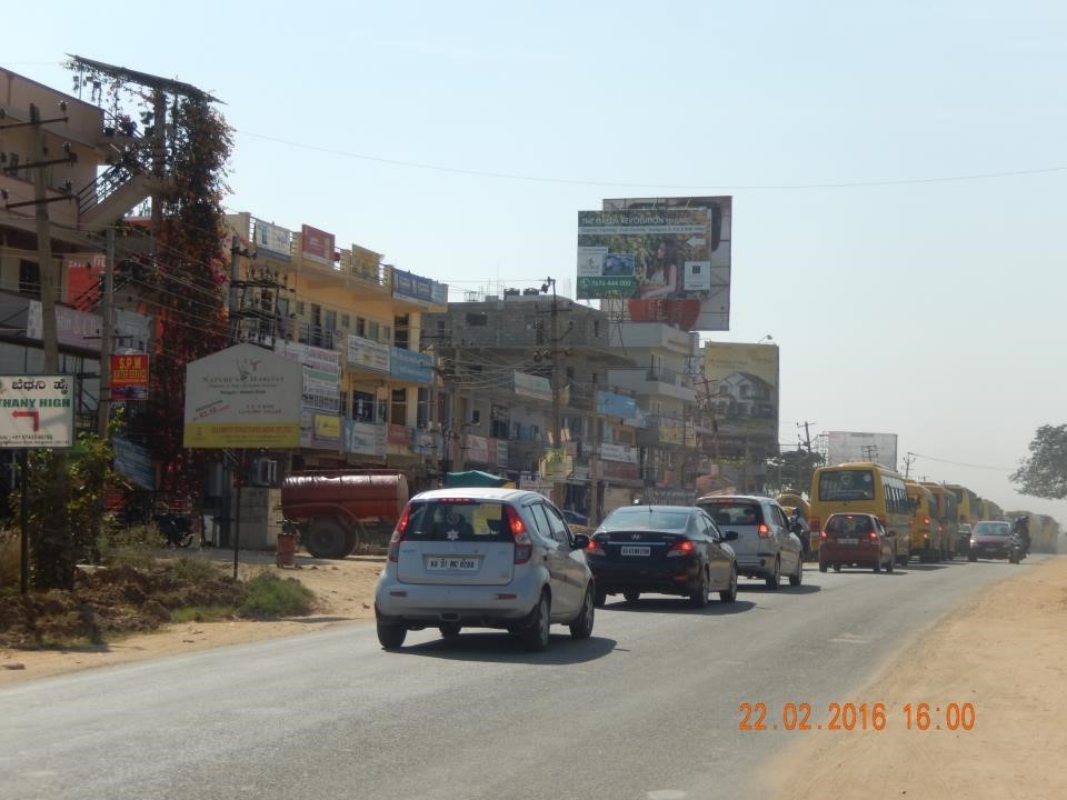 Sarjapura Road, Muttanallur jnc, Bangalore   