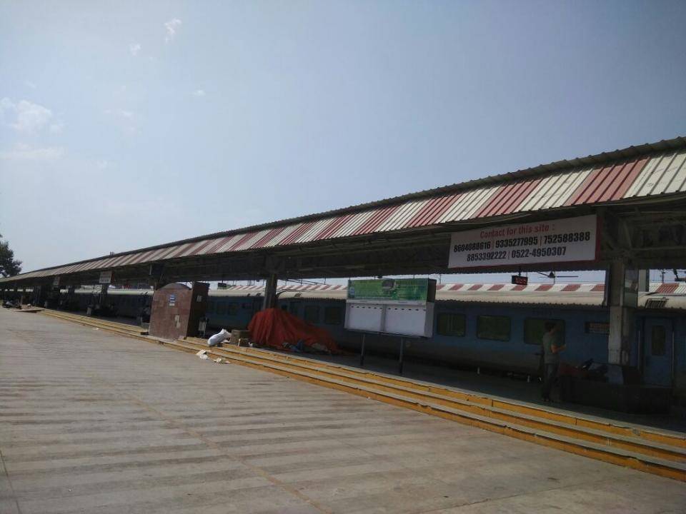 Platform No.6, Lucknow