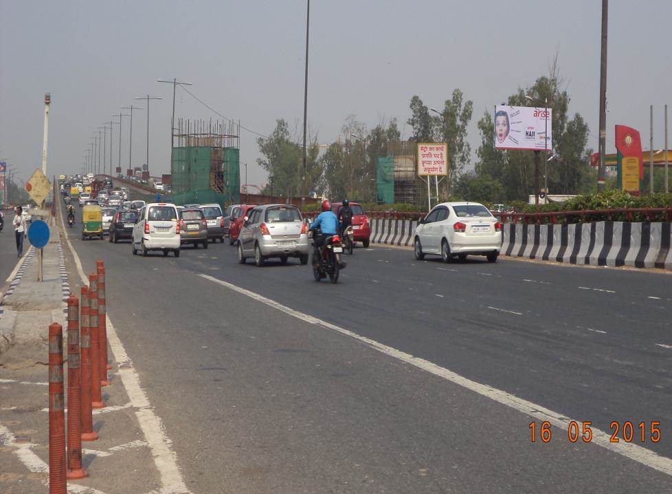 NH-24 , CNG, Akshardham, New Delhi