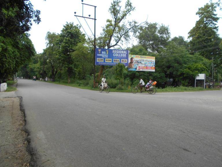 Lal Phatak Badaun Road, bareilly