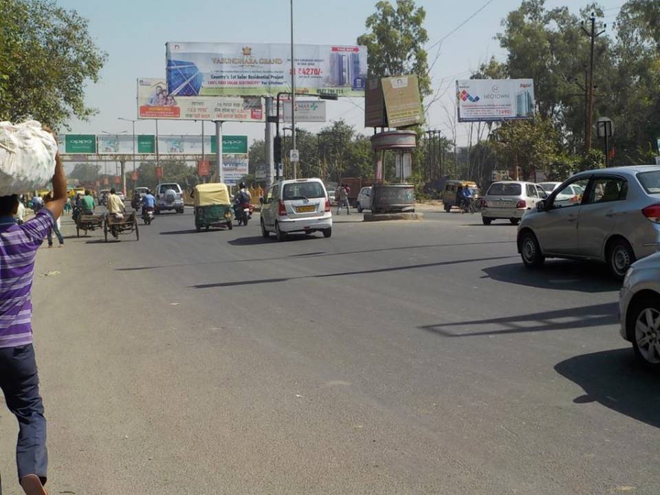 Link Road Opp. Euro Mall, Ghaziabad