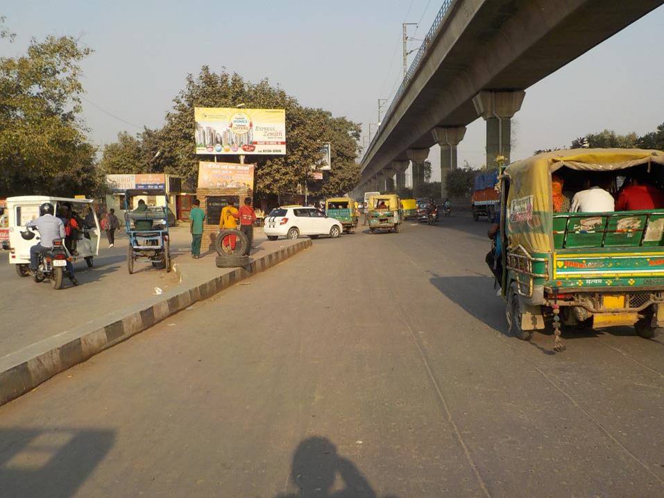 City Centre / Sector 34 Bus Stand, Noida