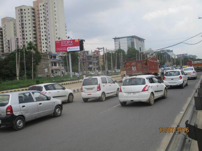 Sohna Road Outside Omaxe Celeberations, Gurgaon