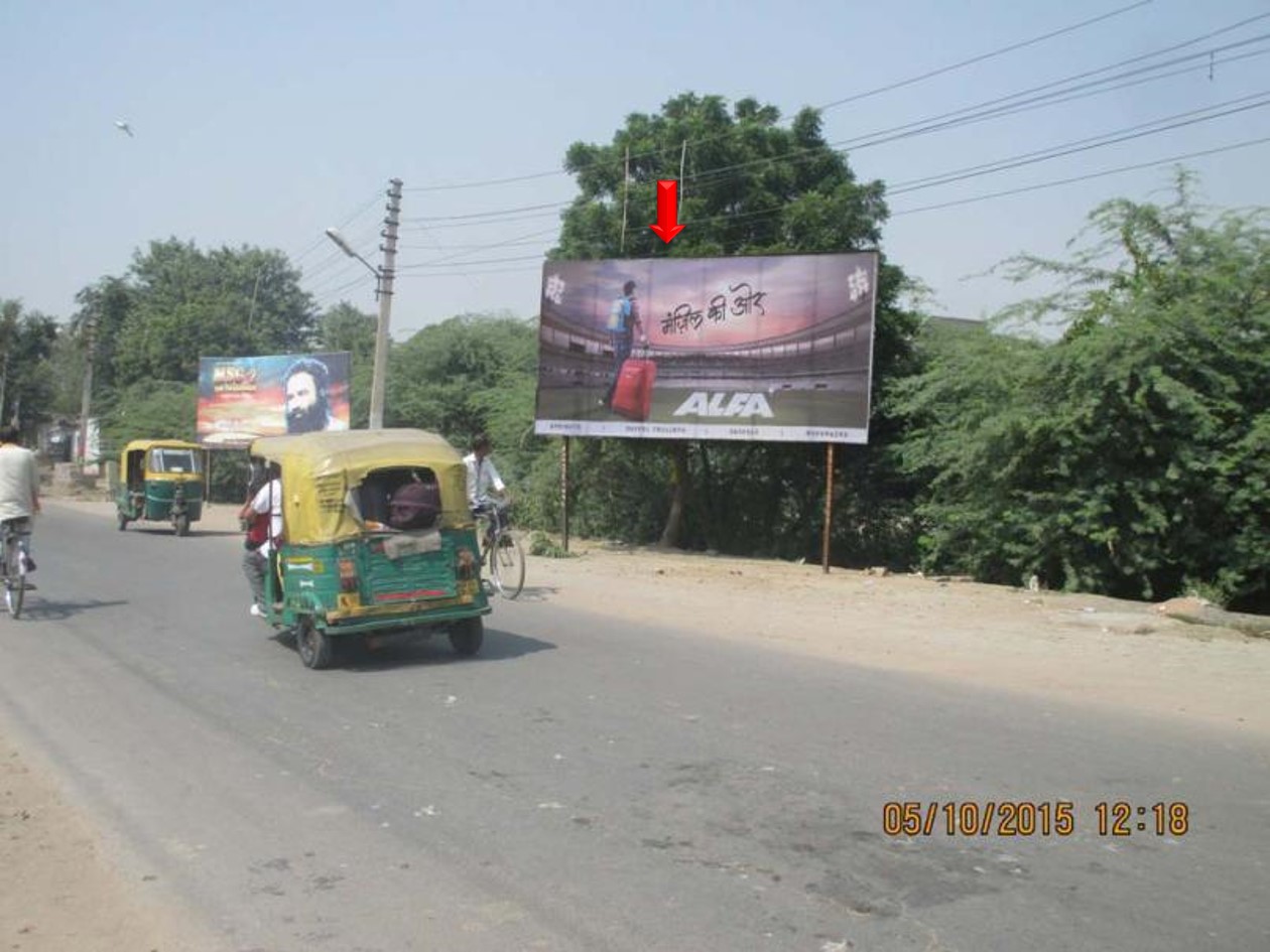 Bodla-Lohamandi Road Near Banara Factory, Agra                  