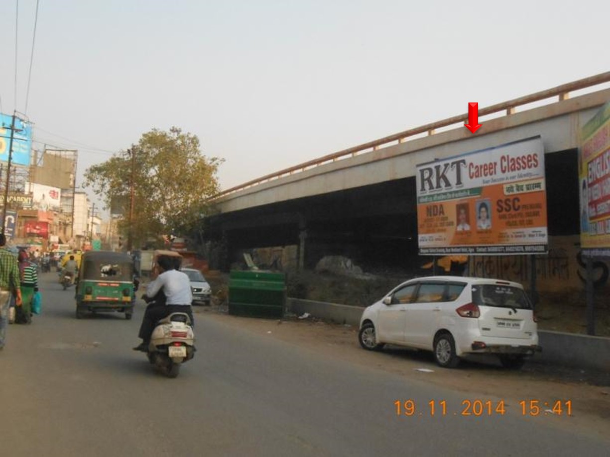 Bhagwan Talkies, Service Road, Agra                                                                                 