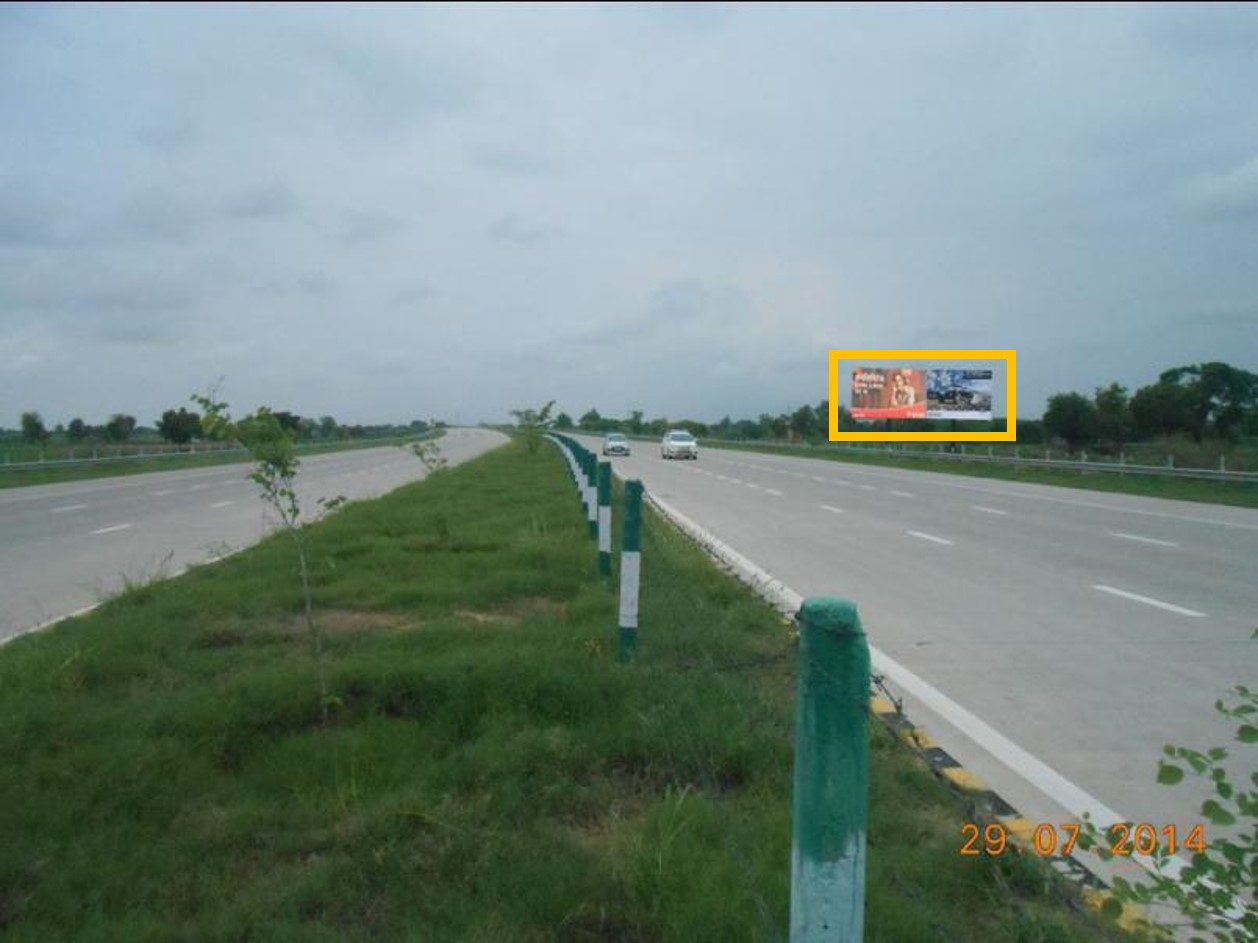 Khandauli Toll, Yamuna Expressway Highway                                                           