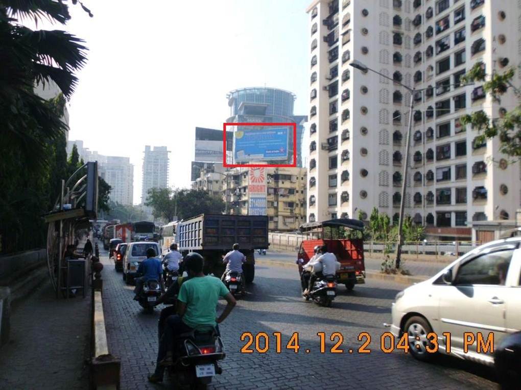 Goregaon Flyover fcg trf from E to W upper ET, Mumbai