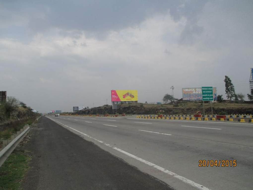 Mumbai Pune Exp Highway Nr Baur Before Toll FCG PUNE MT