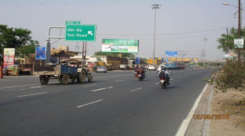 Kuberpur, Near Expressway Start, Agra