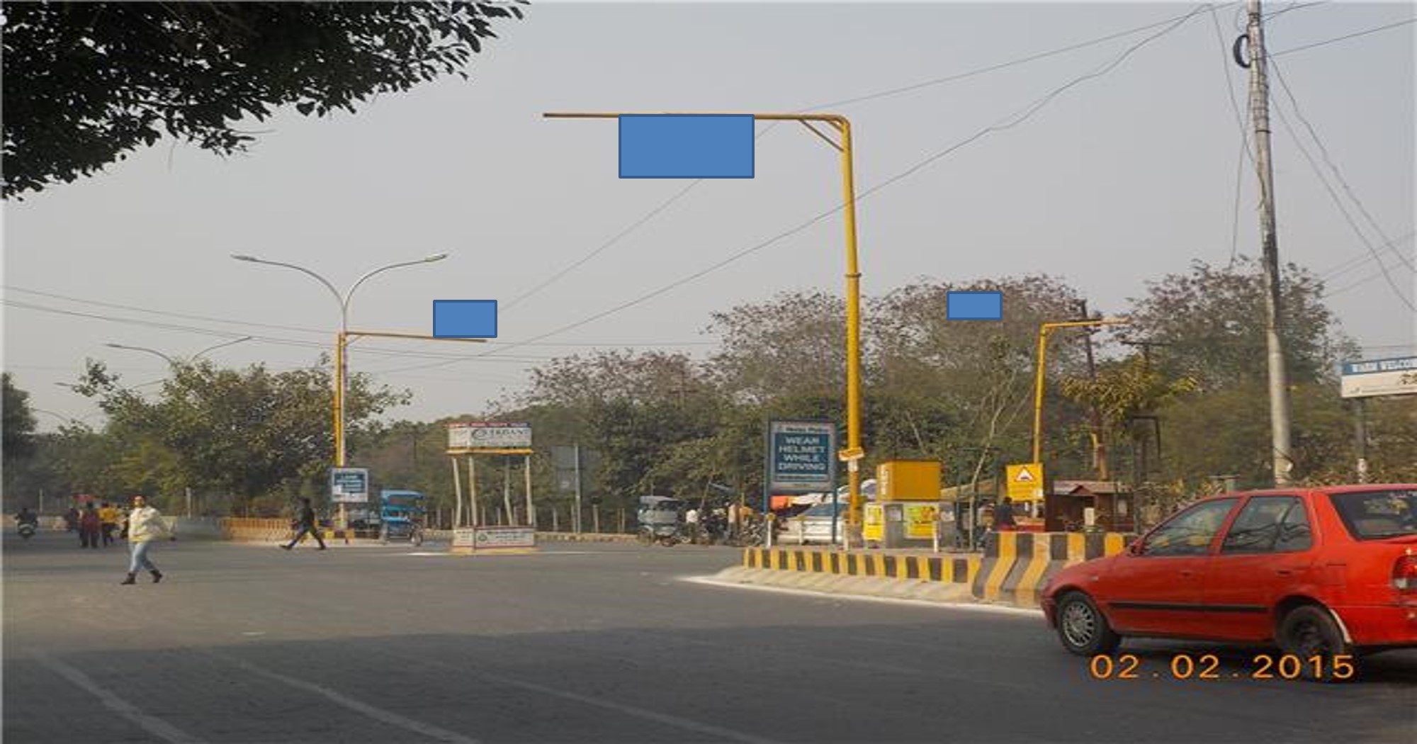 Traffic Signal At Sector-11,56 Dhawal Giri, Noida      