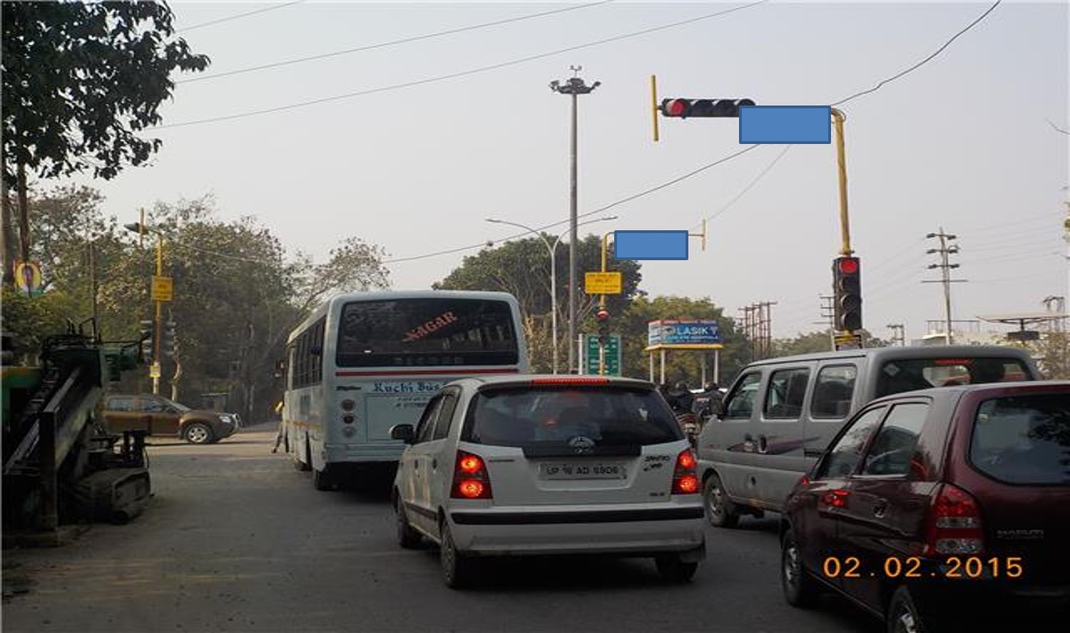 Traffic Signal At Sector-30,31,36 And 37 Crossing, Noida        