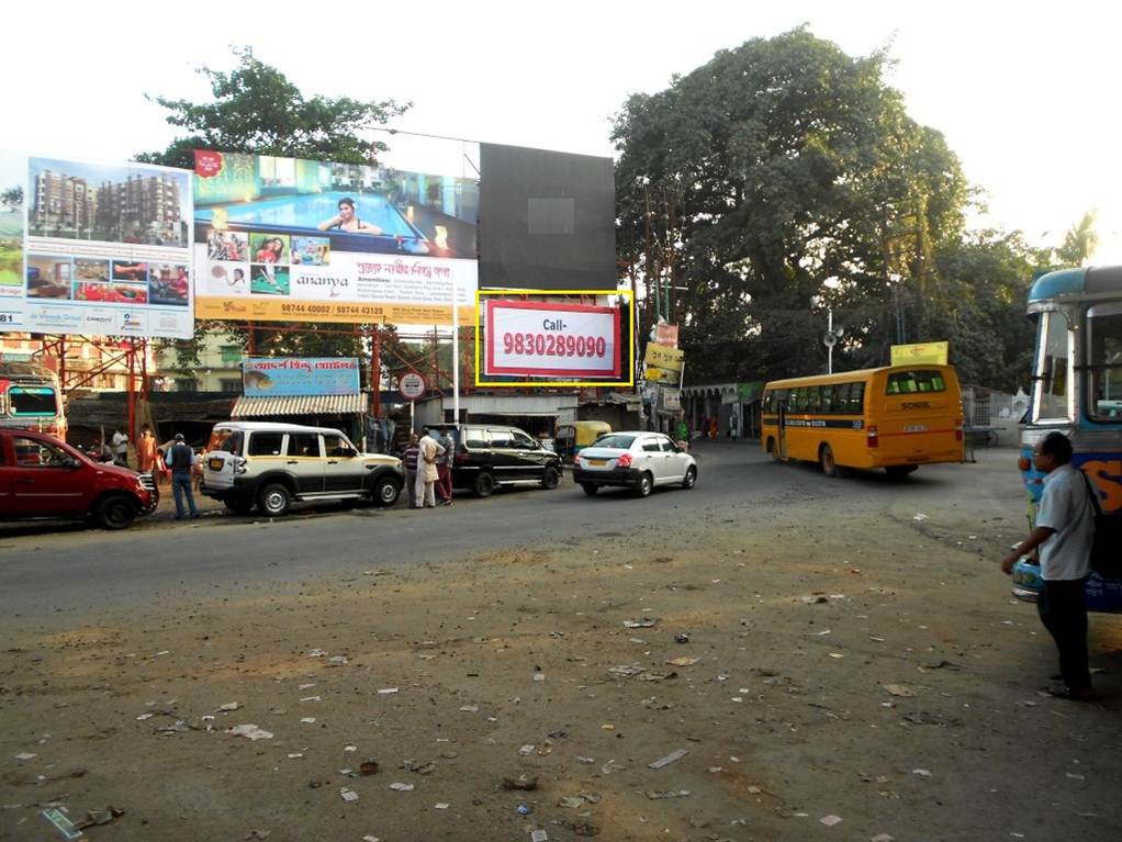 Garia 3 point crossing, Kolkata