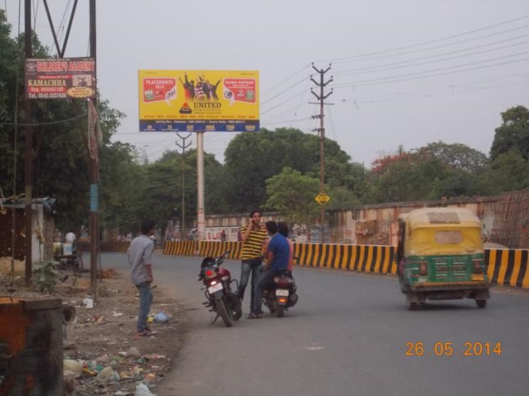 LANKA ROAD, Varanasi                             
