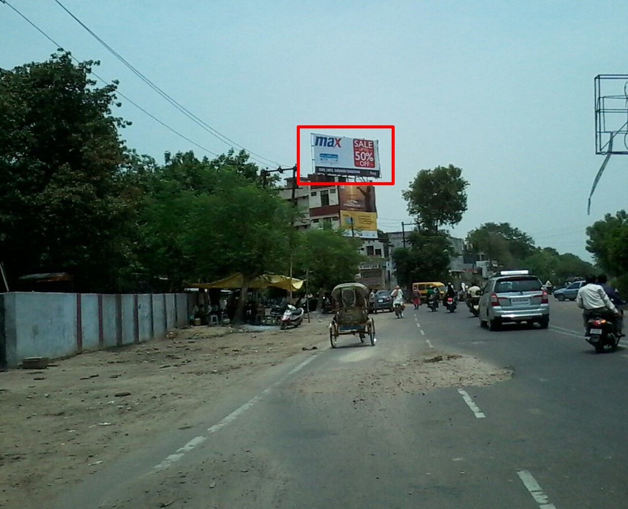 Balson Xing Near St. Anthony, Allahabad 