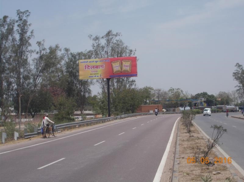 Banie Kanpur Road, Lucknow                                                                     