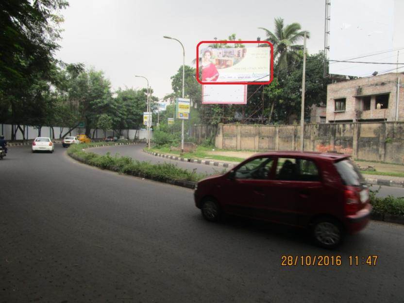 Prince Anwar Shah Road, Kolkata
