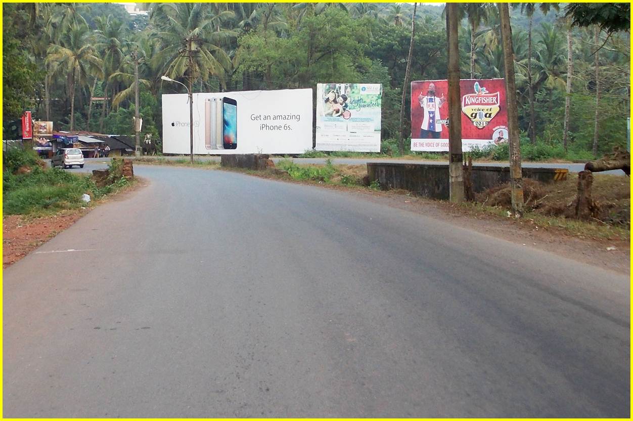 Airport Road to Panjim at Dabolim, Goa