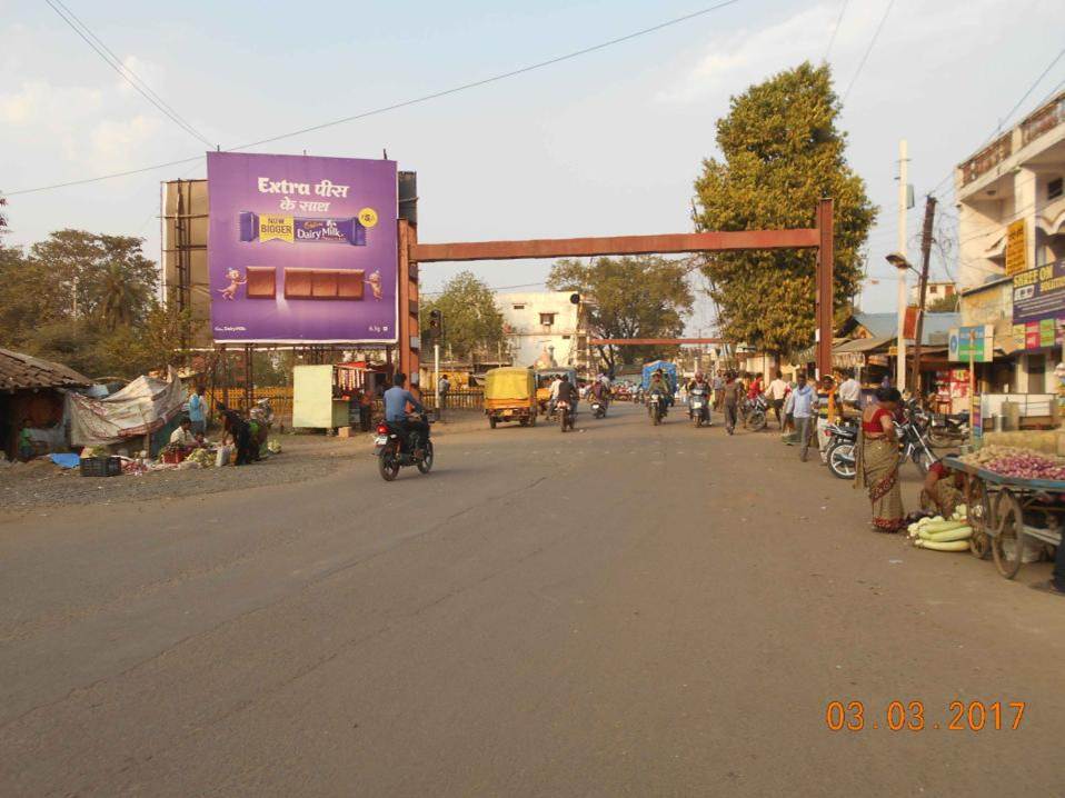 Garha Railway Crossing, Jabalpur