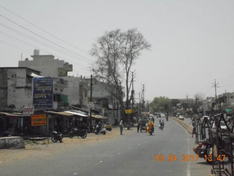 Opp.Sam Mall Gwarighat, Jabalpur